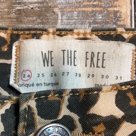 Free People leopard print jegging. Size 24. - Picture 2 of 5
